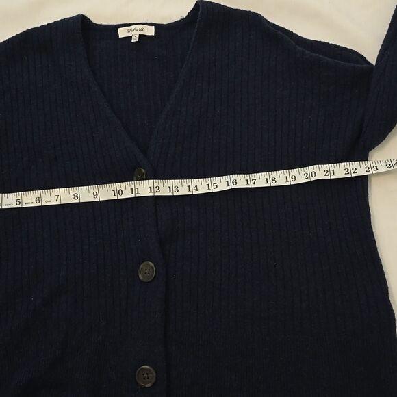 Madewell Cameron Ribbed Cardigan Sweater in Coziest Yarn- Navy Small small - Picture 6 of 10